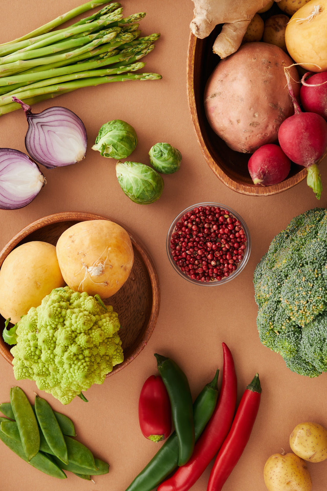 Brightly colored vegetables laid out on a table. Blog. Remarkable benefits of Phytochemicals in Plants.