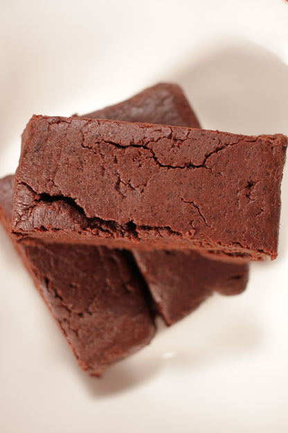 Dark Chocolate Fudge Brownie. No Added Sugar. Vegan. Paleo. Gluten-Free. Organic Ingredients. Grain-Free.